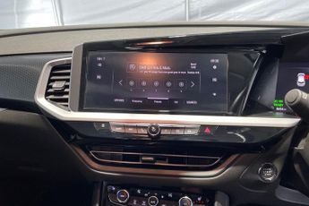 VAUXHALL GRANDLAND  1.6 Plug-in Hybrid Ultimate 5dr Auto Hatchback