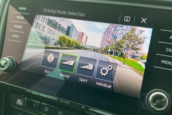 SKODA OCTAVIA  2.0 TSI 190 SE L 5dr DSG Hatchback