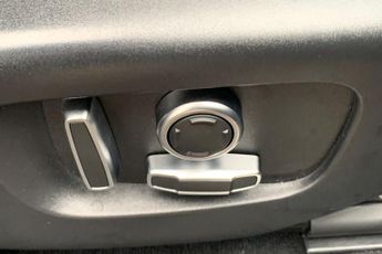 LAND ROVER RANGE ROVER EVOQUE  1.5 P300e R-Dynamic SE 5dr Auto Hatchback