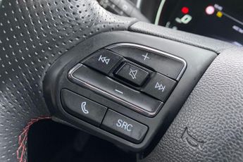 MG MOTOR UK HS  1.5 T-GDI Excite 5dr DCT Hatchback