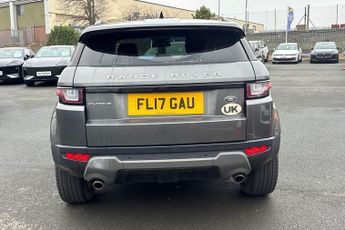 LAND ROVER RANGE ROVER EVOQUE  2.0 TD4 SE Tech 5dr Auto Hatchback