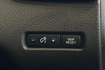 NISSAN QASHQAI  1.2 DiG-T N-Connecta 5dr Xtronic Hatchback