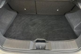 NISSAN JUKE  1.6 Hybrid Tekna 5dr Auto Hatchback