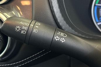 NISSAN JUKE  1.6 Hybrid Tekna 5dr Auto Hatchback