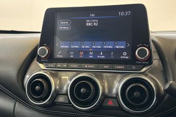 NISSAN JUKE  1.6 Hybrid Tekna 5dr Auto Hatchback