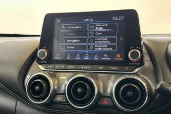 NISSAN JUKE  1.6 Hybrid Tekna 5dr Auto Hatchback