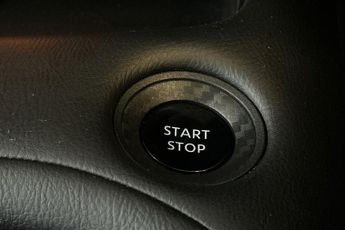 NISSAN JUKE  1.6 Hybrid Tekna 5dr Auto Hatchback