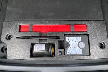 MG MOTOR UK MG4  125kW SE EV 51kWh 5dr Auto Hatchback