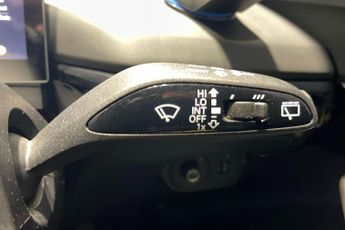 MG MOTOR UK MG4  150kW SE EV Long Range 64kWh 5dr Auto Hatchback