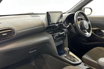 TOYOTA YARIS CROSS  1.5 Hybrid Design 5dr CVT Estate
