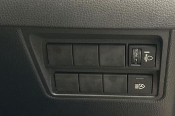 TOYOTA YARIS CROSS  1.5 Hybrid Design 5dr CVT Estate