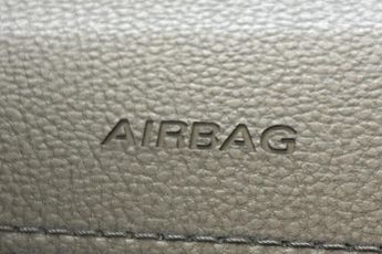 MG MOTOR UK HS  1.5 T-GDI Exclusive 5dr DCT Hatchback