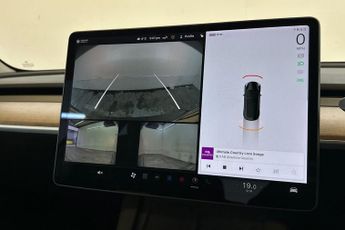 TESLA MODEL 3  RWD 4dr Auto Saloon