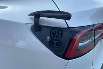 TESLA MODEL Y  Long Range AWD 5dr Auto Hatchback