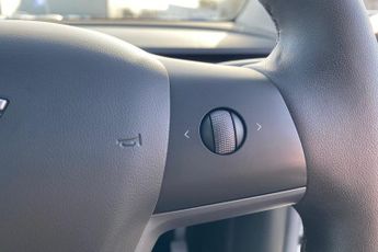 TESLA MODEL Y  Long Range AWD 5dr Auto Hatchback