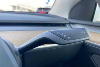 TESLA MODEL Y  Long Range AWD 5dr Auto Hatchback