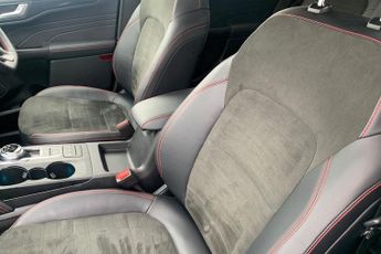 FORD KUGA  ST-Line X Edition 5 door 2.5L Duratec PHEV 225PS FWD CVT Automa