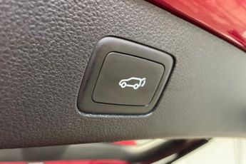 MG MOTOR UK HS  1.5 T-GDI Exclusive 5dr DCT Hatchback