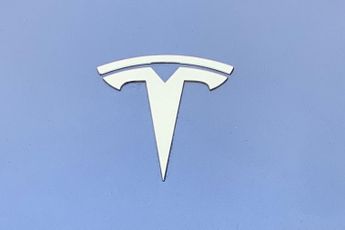 TESLA MODEL Y  Long Range AWD 5dr Auto Hatchback