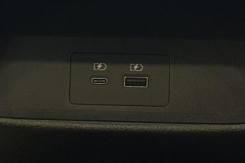 NISSAN QASHQAI  1.5 E-Power N-Connecta 5dr Auto Hatchback