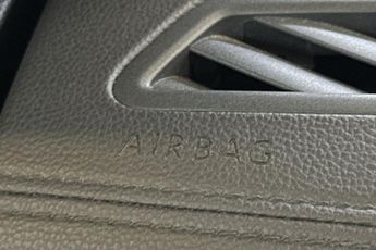 VOLKSWAGEN T-ROC  1.5 TSI R-Line 5dr DSG Hatchback