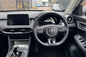 MG MOTOR UK HS  1.5 T-GDI PHEV Trophy 5dr Auto Hatchback