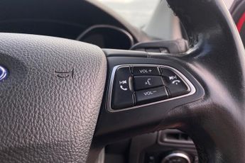 FORD FOCUS  1.5 TDCi S6 (Diesel) Zetec Edition 5dr 6Spd Pshift 120PS