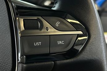 PEUGEOT 2008  100kW Allure Premium 50kWh 5dr Auto Estate