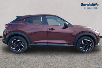 NISSAN JUKE  1.6 Hybrid N-Connecta 5dr Auto Hatchback