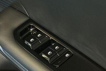 MG MOTOR UK MG4  150kW Trophy EV Long Range 64kWh 5dr Auto Hatchback