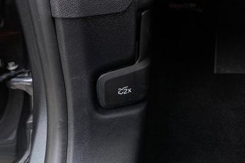 FORD KUGA  ST-Line Edition 5 door 2.5L Duratec FHEV 190PS FWD CVT Automati