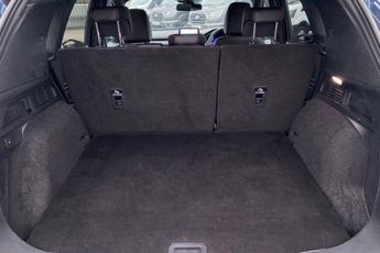 FORD KUGA  ST-Line Edition 5 door 2.5L Duratec FHEV 190PS FWD CVT Automati
