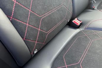 FORD PUMA  ST-Line X 5 Door 1.0L EcoBoost 155PS mHEV 7 Speed Automatic