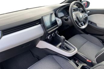 RENAULT CLIO  1.6 E-TECH full hybrid 145 Techno 5dr Auto Hatchback