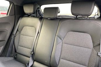 RENAULT CLIO  1.6 E-TECH full hybrid 145 Techno 5dr Auto Hatchback