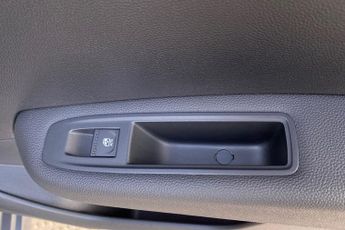 RENAULT CLIO  1.6 E-TECH full hybrid 145 Techno 5dr Auto Hatchback