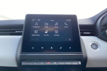 RENAULT CLIO  1.6 E-TECH full hybrid 145 Techno 5dr Auto Hatchback