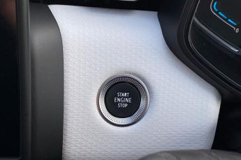 RENAULT CLIO  1.6 E-TECH full hybrid 145 Techno 5dr Auto Hatchback