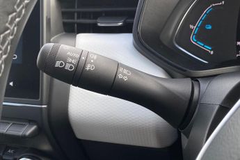 RENAULT CLIO  1.6 E-TECH full hybrid 145 Techno 5dr Auto Hatchback