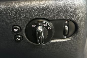 MINI HATCHBACK  135kW Cooper S Level 3 33kWh 3dr Auto Hatchback