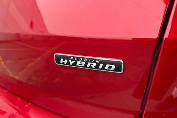 FORD KUGA  ST-Line Edition 5 door 2.5L Duratec PHEV 225PS FWD CVT Automati