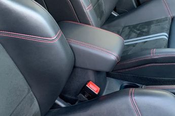 FORD PUMA  ST 5 Door 1.0L EcoBoost 170PS mHEV 7 Speed Automatic