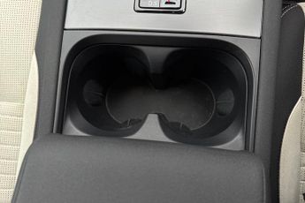 LAND ROVER DISCOVERY SPORT  2.0 D200 S 5dr Auto [5 Seat] Station Wagon