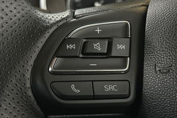 MG MOTOR UK ZS  105kW Exclusive EV 45kWh 5dr Auto Hatchback