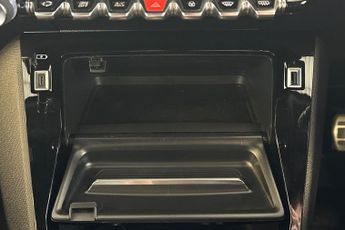 PEUGEOT 2008  100kW GT 50kWh 5dr Auto Estate