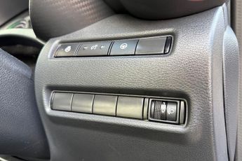 NISSAN JUKE  1.6 Hybrid Tekna 5dr Auto Hatchback