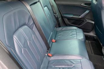 CUPRA FORMENTOR  1.5 eTSI 150 V2 5dr DSG Estate