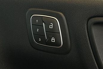 FORD KUGA  Vignale 5 door 2.5L Duratec FHEV 190PS FWD CVT Automatic