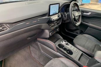 FORD KUGA  ST-Line X Edition 5 door 2.5 Duratec PHEV 225PS FWD CVT Automat