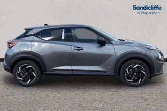 NISSAN JUKE  1.6 Hybrid N-Connecta 5dr Auto Hatchback